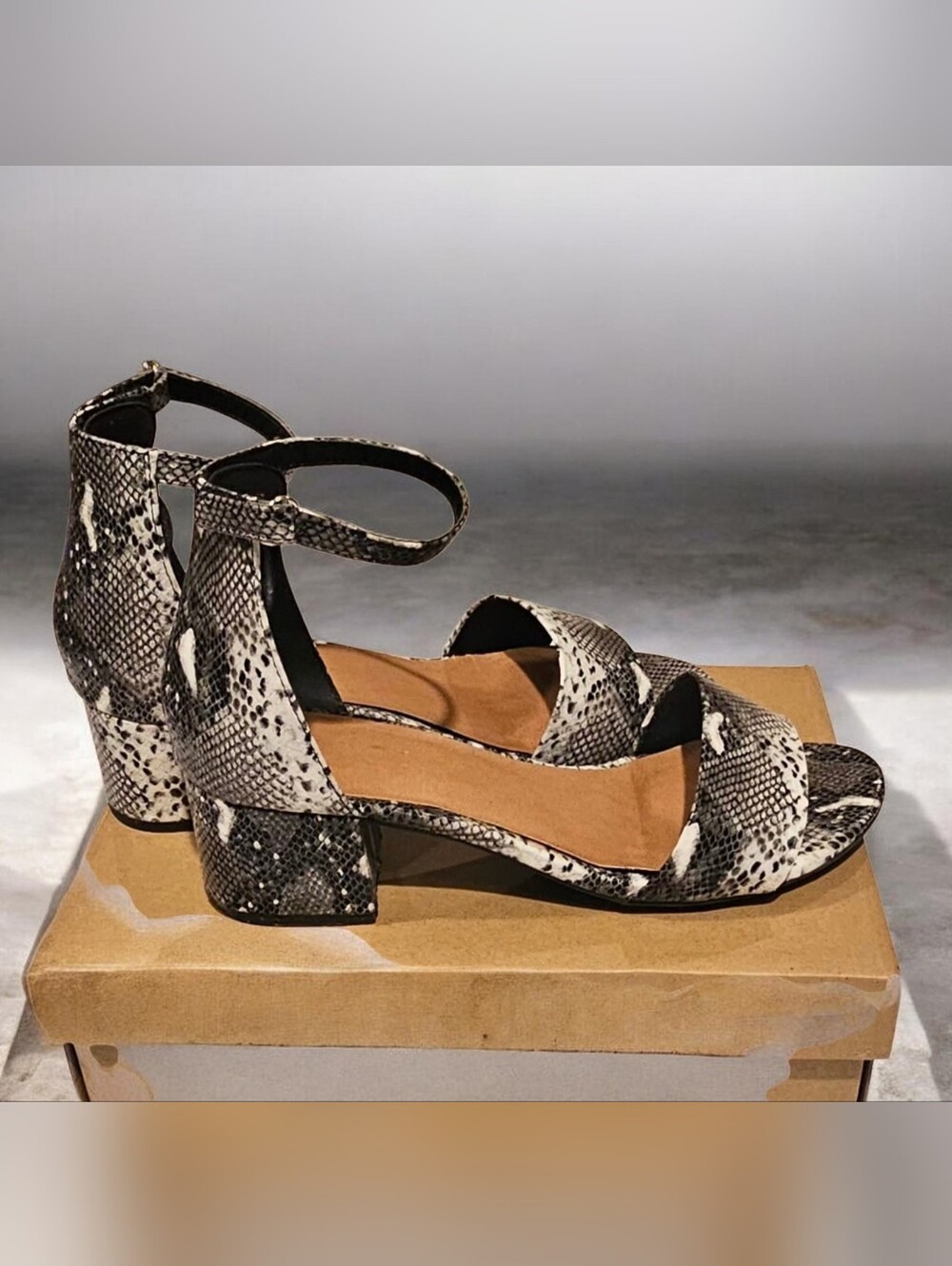 👡🤩SUGAR Brand Snake-Print Ankle-Strap Block Heel Sandals